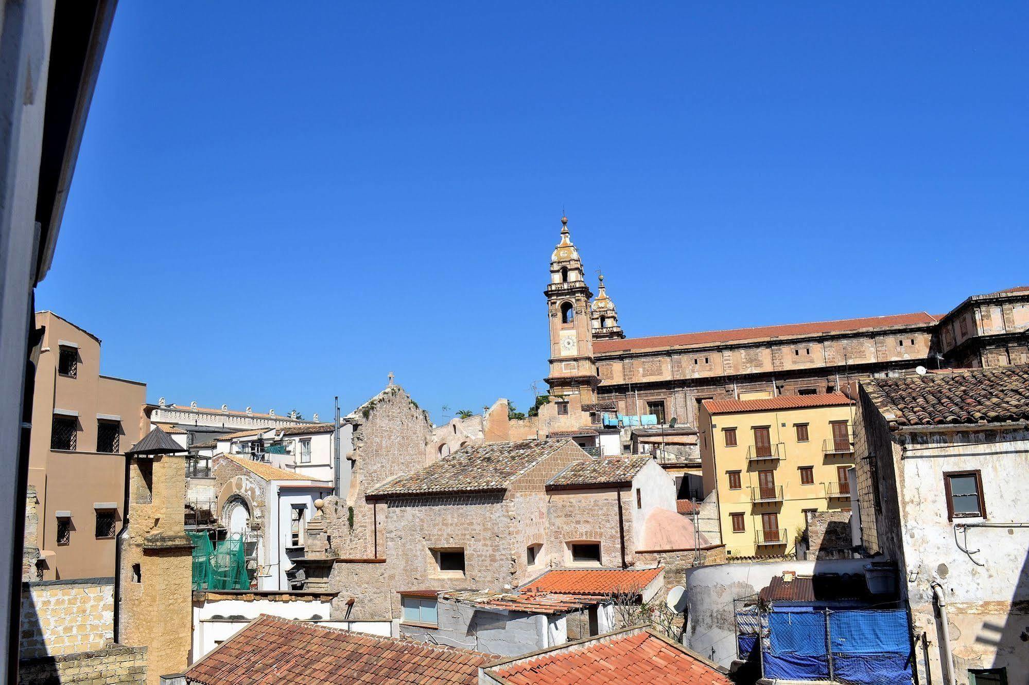 Alla Loggia Del Gattopardo Palermo Luaran gambar